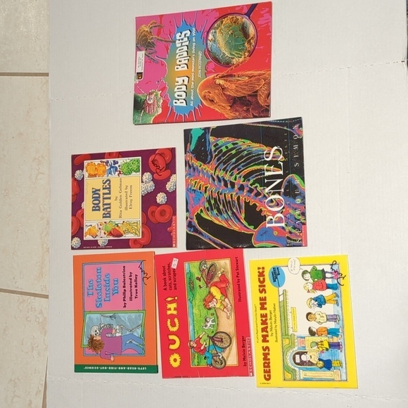 Scholastic Misc. Authors Set of 6 Bones & Body Theme NonFiction Paperback Books - Picture 1 of 10
